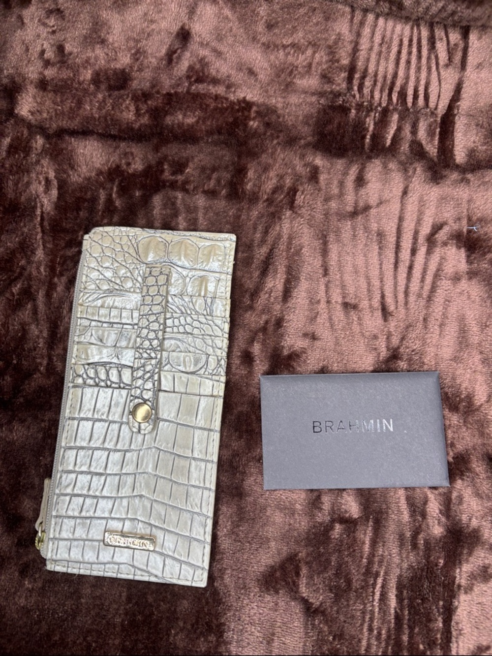 Brahmin Carrie Crossbody in Moonrise with Matching Credit Card Wallet - Picture 10 of 13